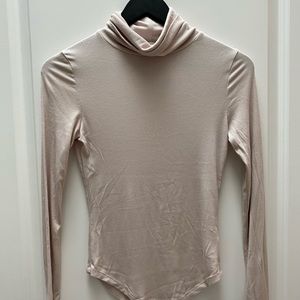 Most practical aritizia bundles